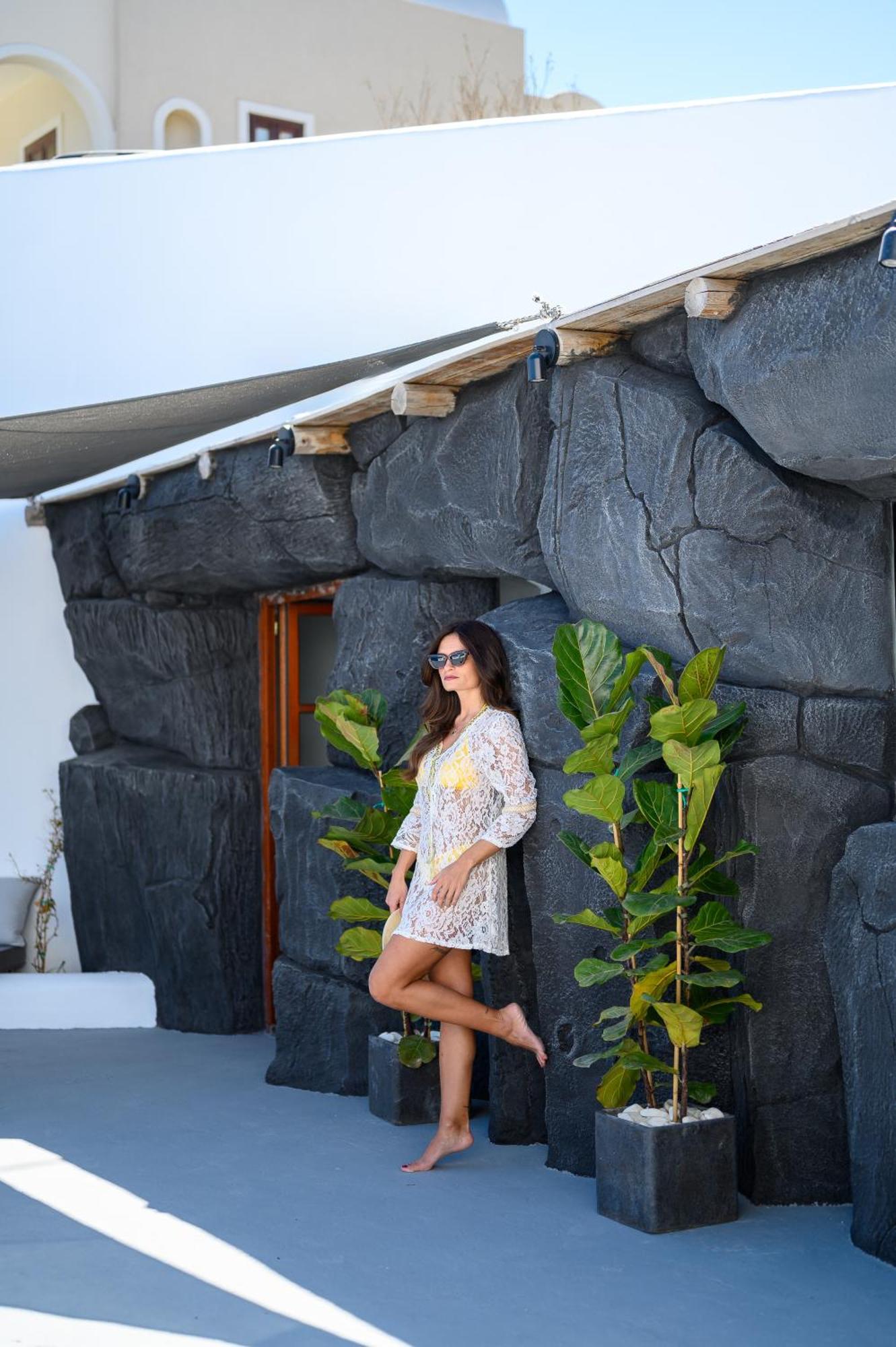 Leon Luxury Suites Imerovigli  Exterior photo